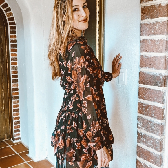 NWT Boho Floral Print Fall Mini Dress S:Sm-Med - Picture 4 of 9